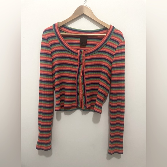 Um, excuse me! This is a beauty of a sweater. - Picture 1 of 3